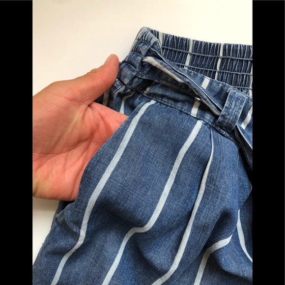Universal Thread Denim Striped High Waisted Shorts Medium - Picture 6 of 7